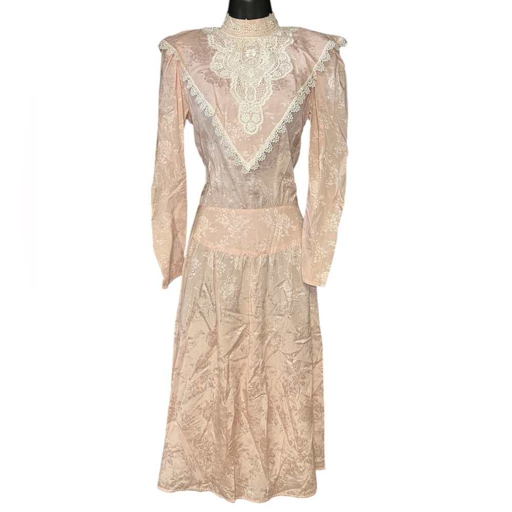 Vintage 80s Scott McClintock Pink + White Lace Dress